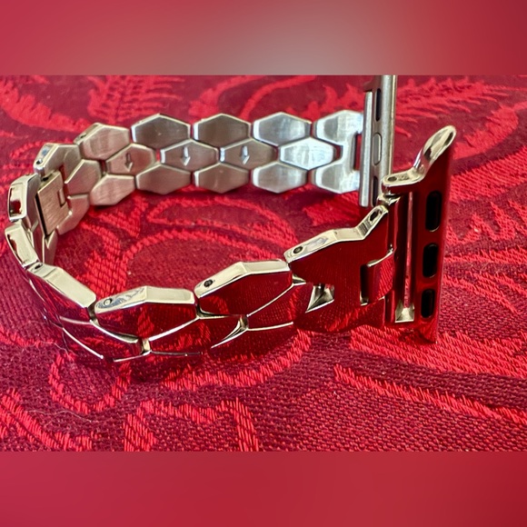 Poshtech Stainless Steel Apple Watch Band, with removable Links - Picture 6 of 11